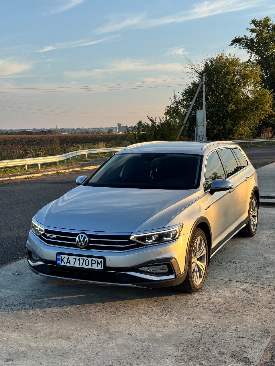 Volkswagen Passat - фото 1