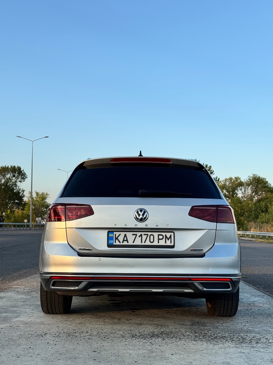 Volkswagen Passat - фото 8