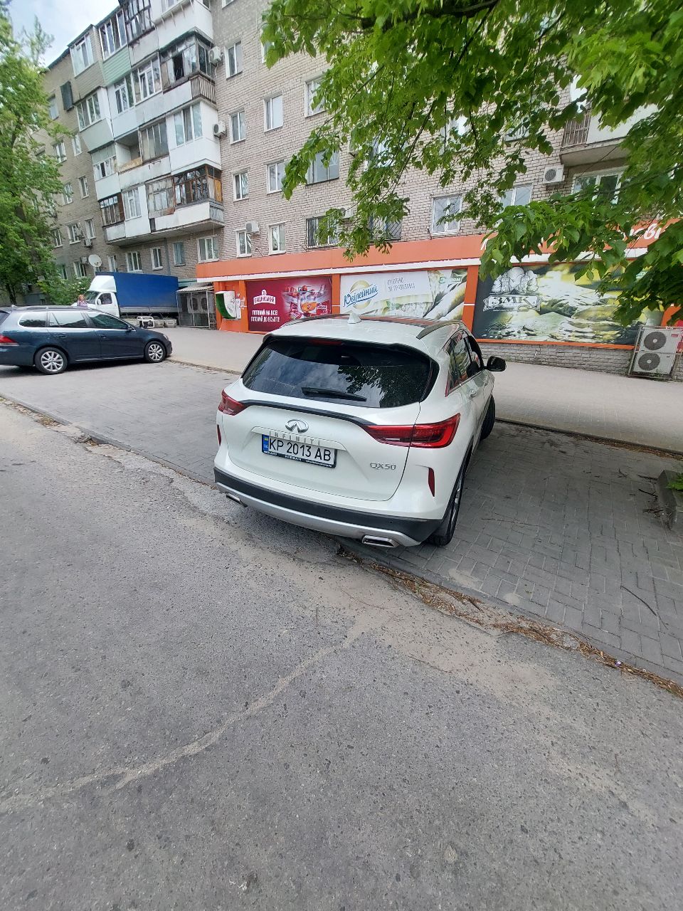 Infiniti QX50 - фото 3