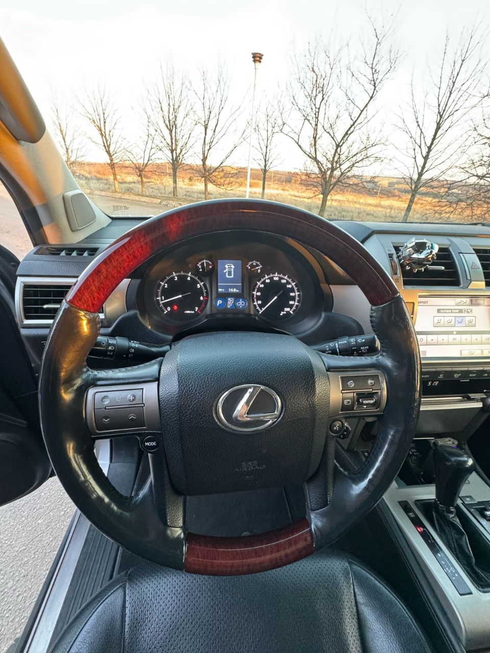 Lexus GX - фото 2