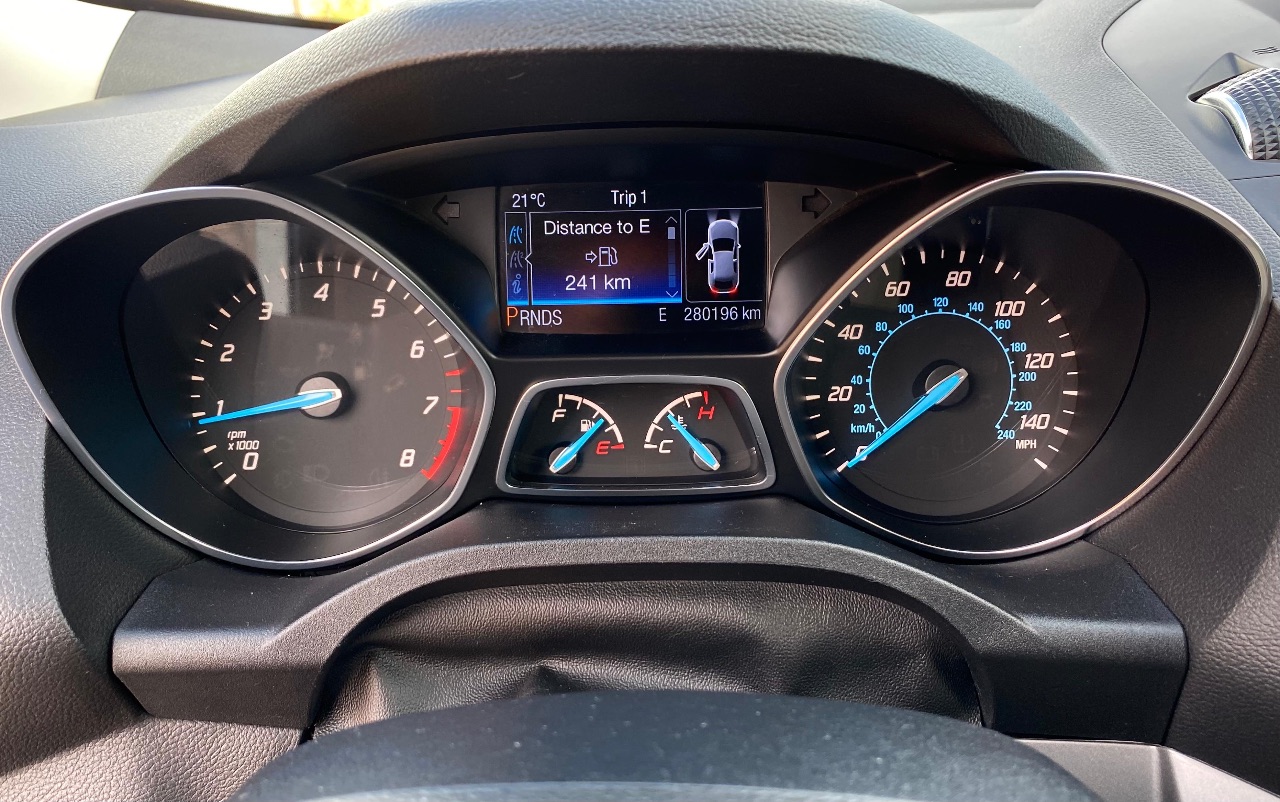 Ford Escape - фото 19