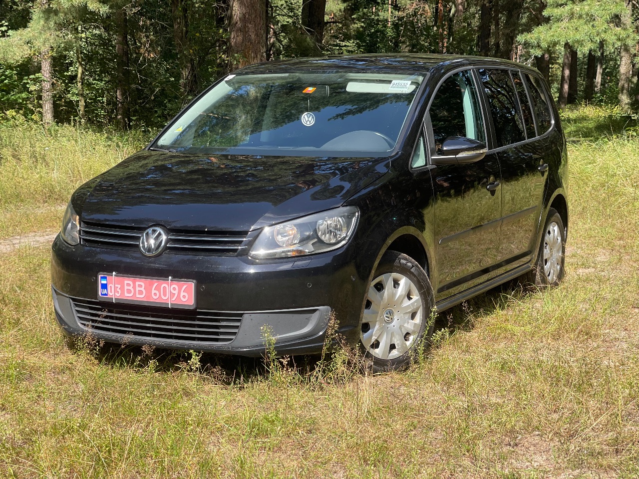 Volkswagen Touran - фото 1