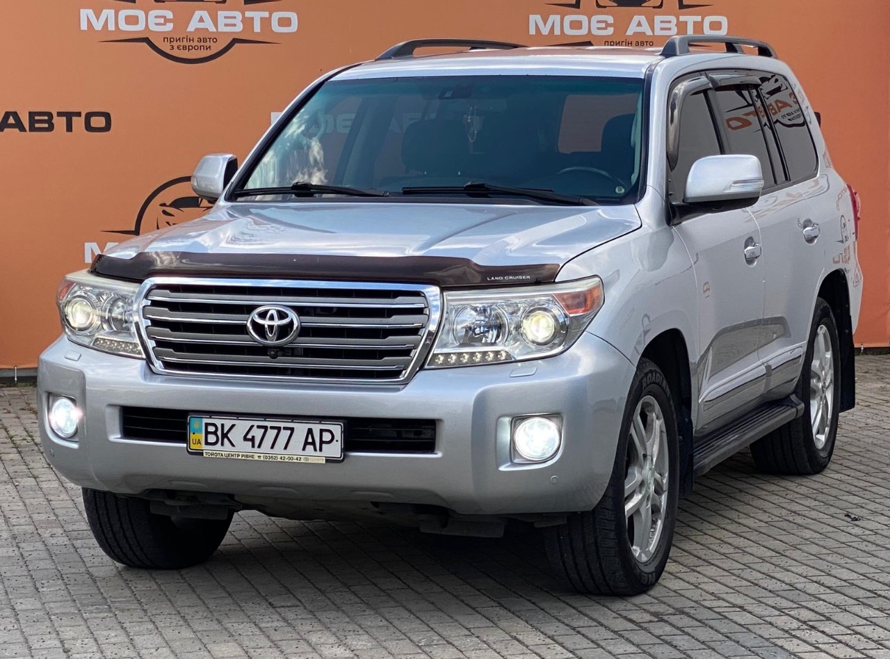 Toyota Land Cruiser - фото 1