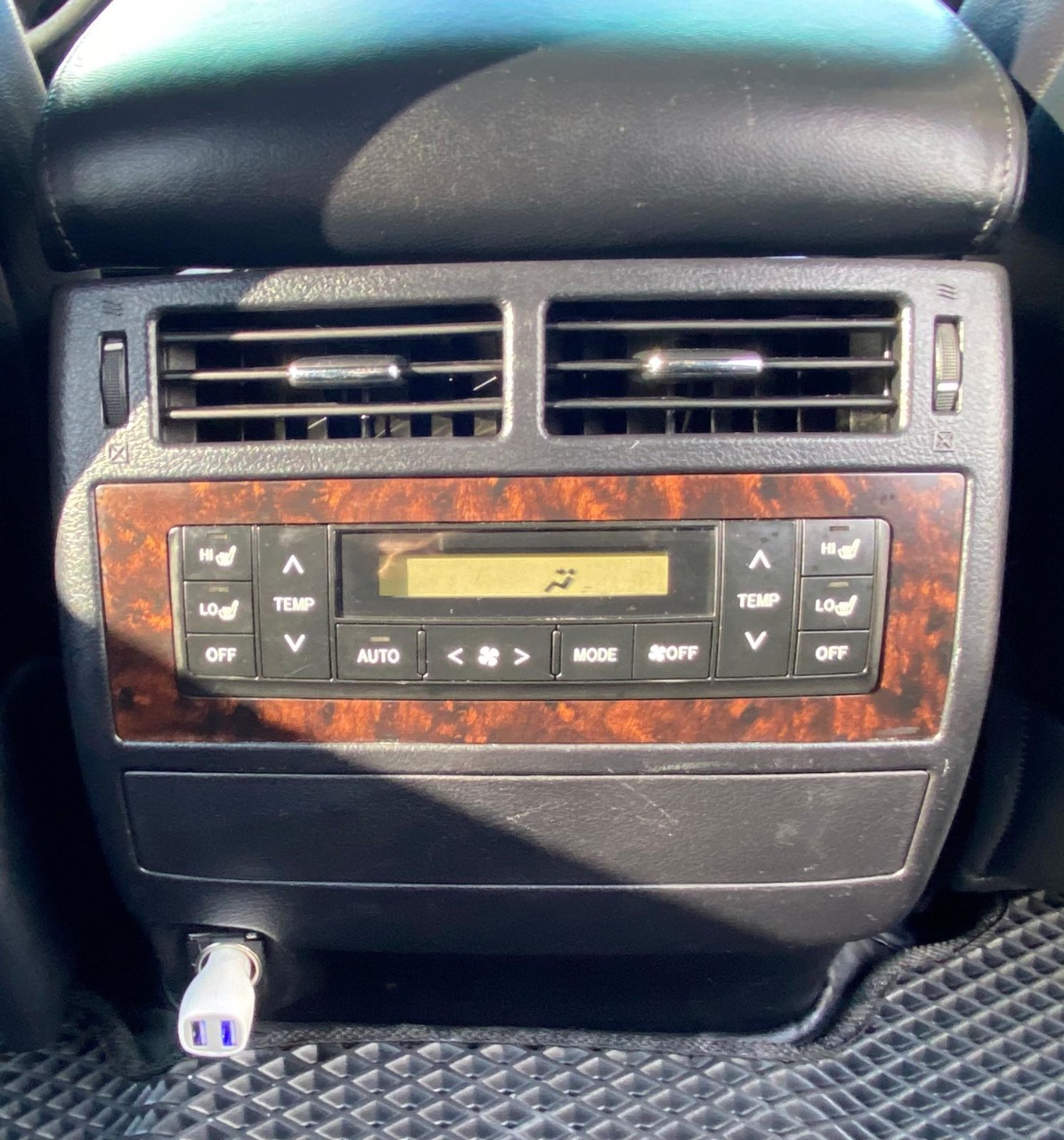 Toyota Land Cruiser - фото 12