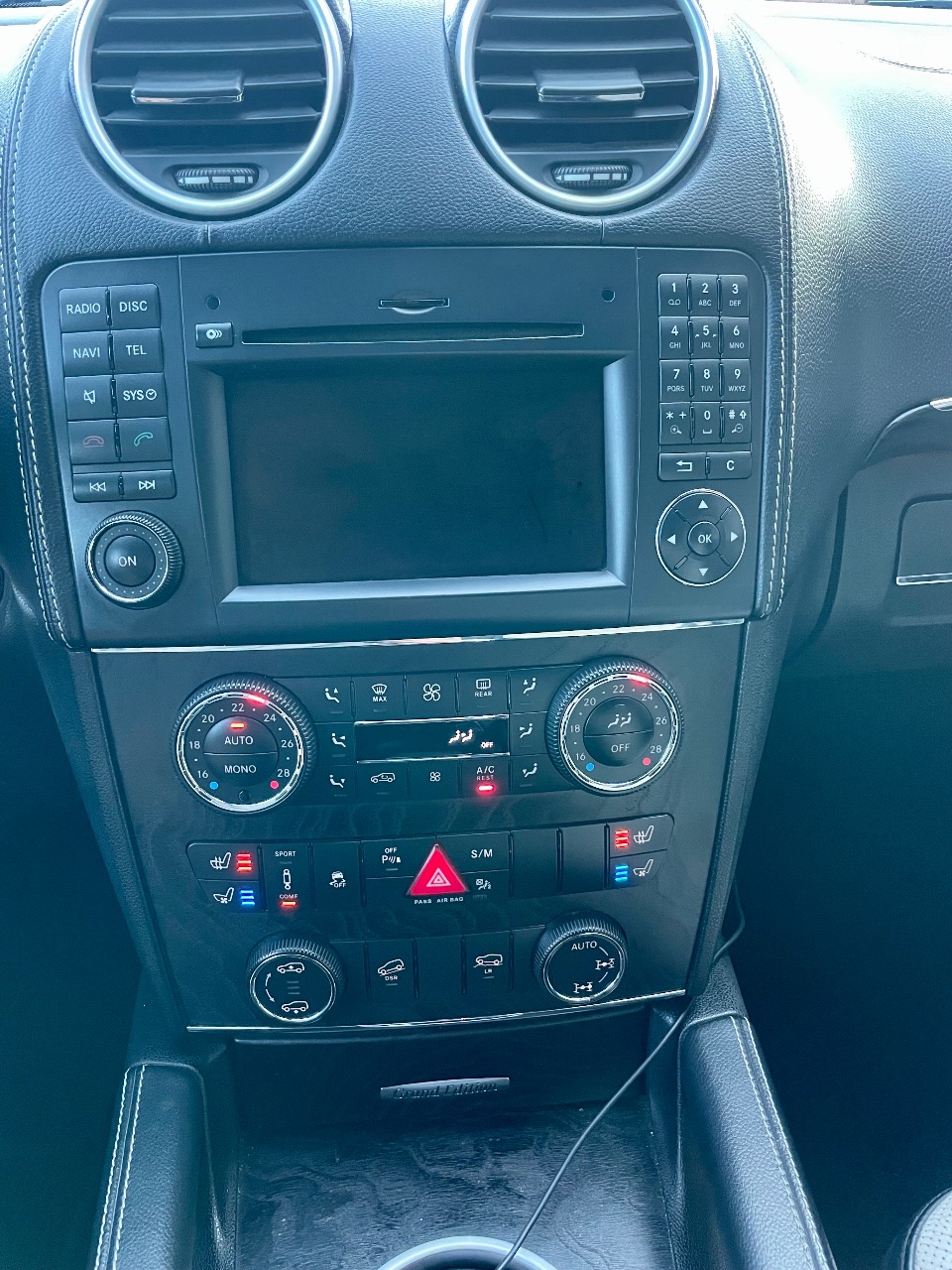 Mercedes-Benz GL-Класс - фото 27