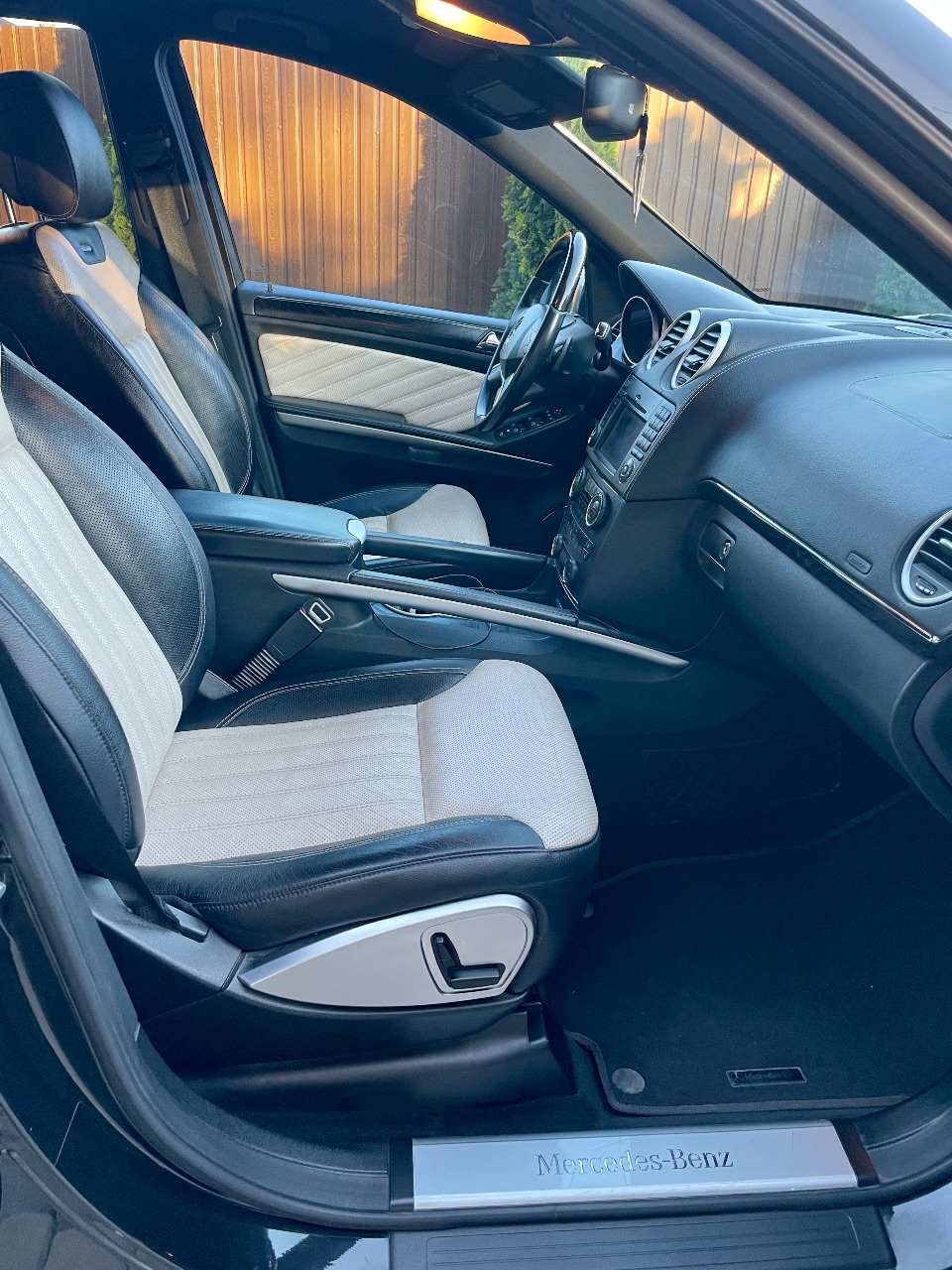 Mercedes-Benz GL-Класс - фото 12