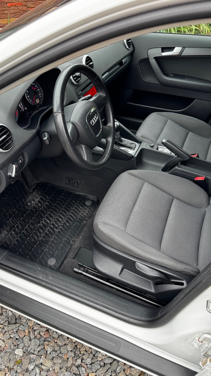 Audi A3 - фото 6