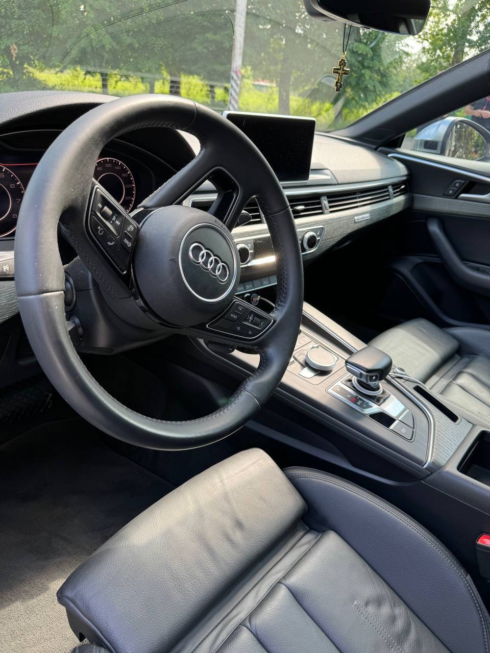 Audi A5 - фото 10