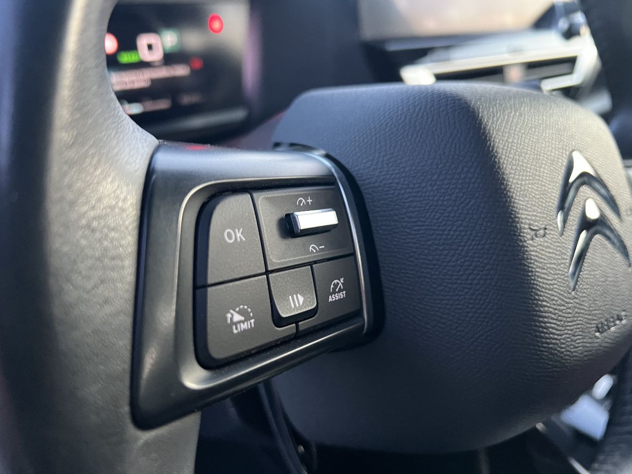 Citroen C4 - фото 17