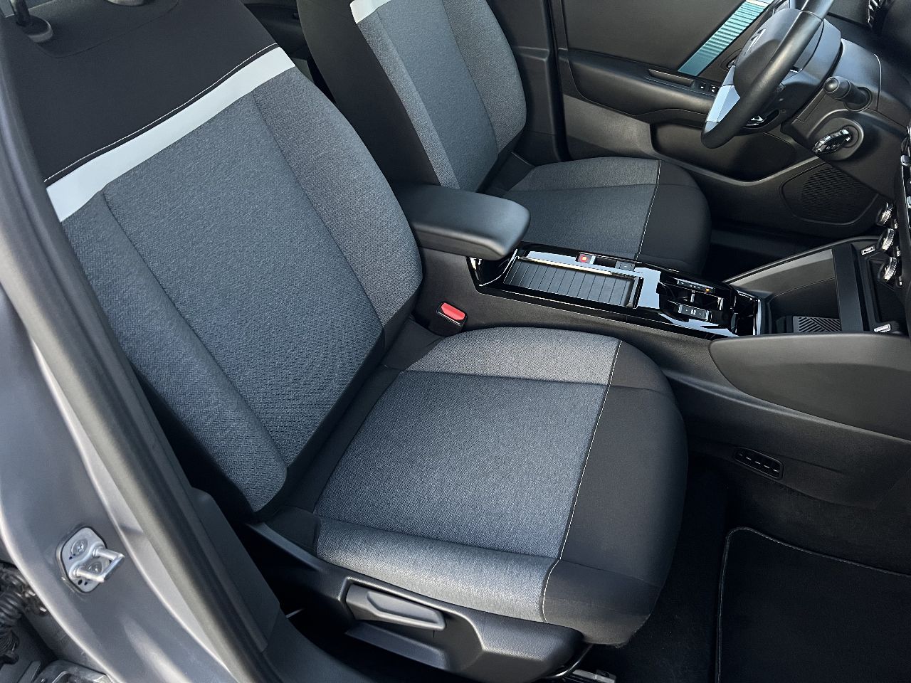 Citroen C4 - фото 26