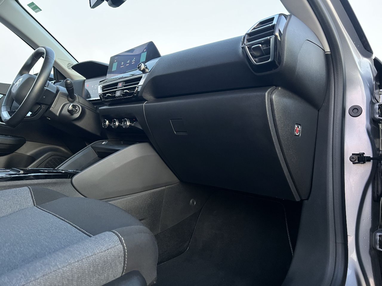 Citroen C4 - фото 25