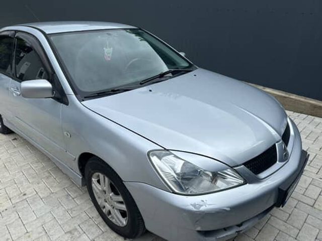 Mitsubishi Lancer - зображення 1