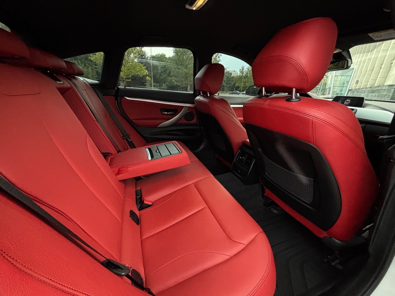 BMW 3 серії - фото 3