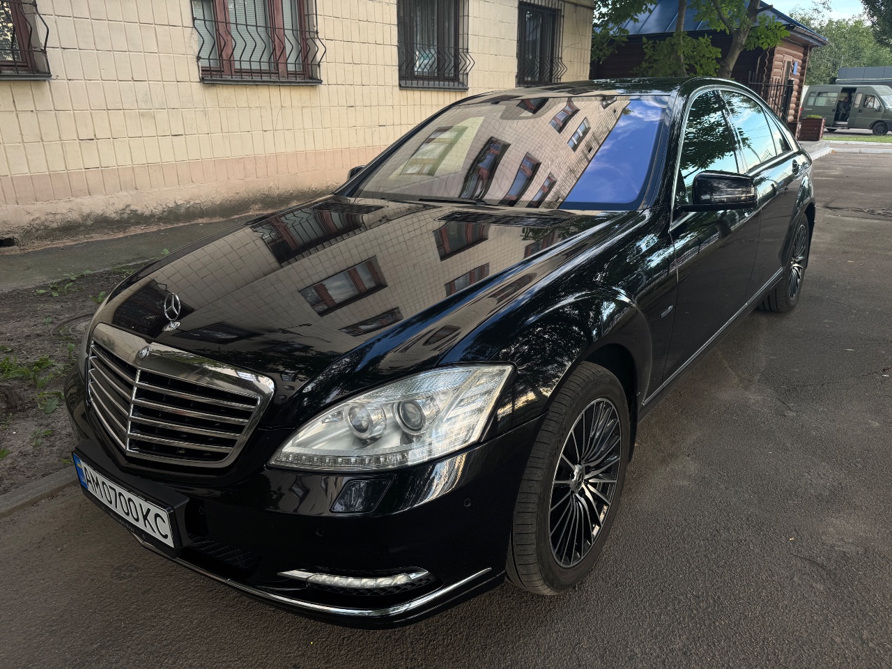 Mercedes-Benz S-Класс - фото 1