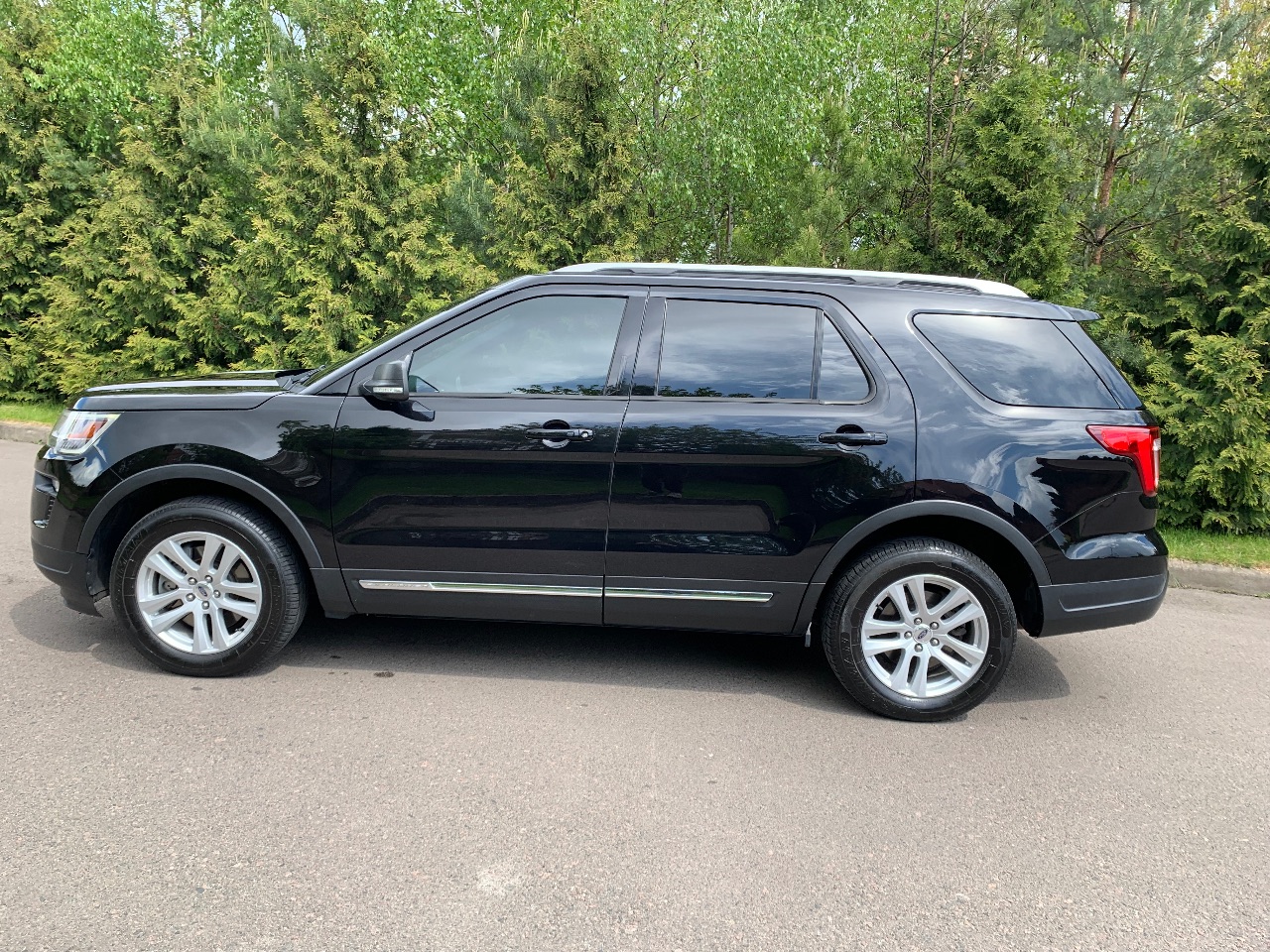 Ford Explorer - фото 6