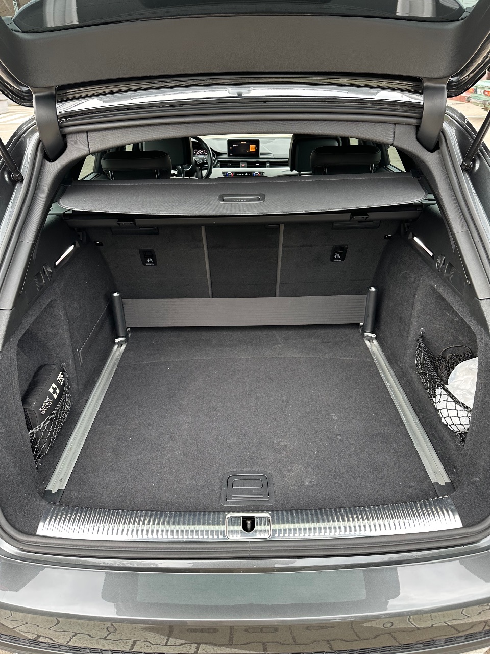 Audi A4 - фото 14