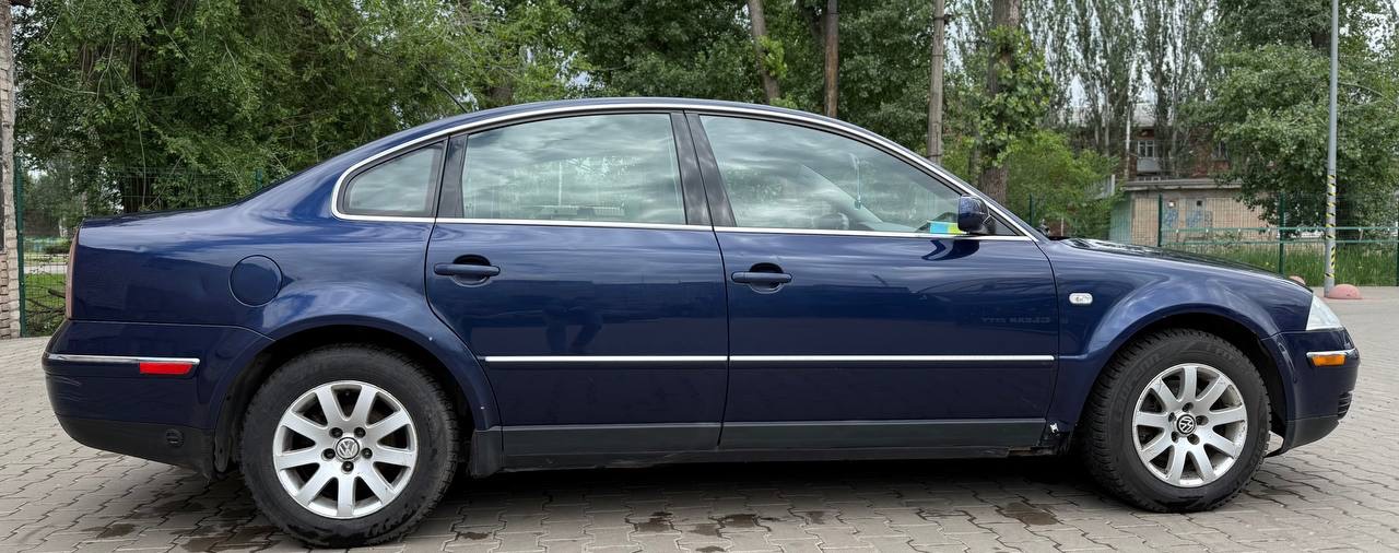 Volkswagen Passat - фото 7