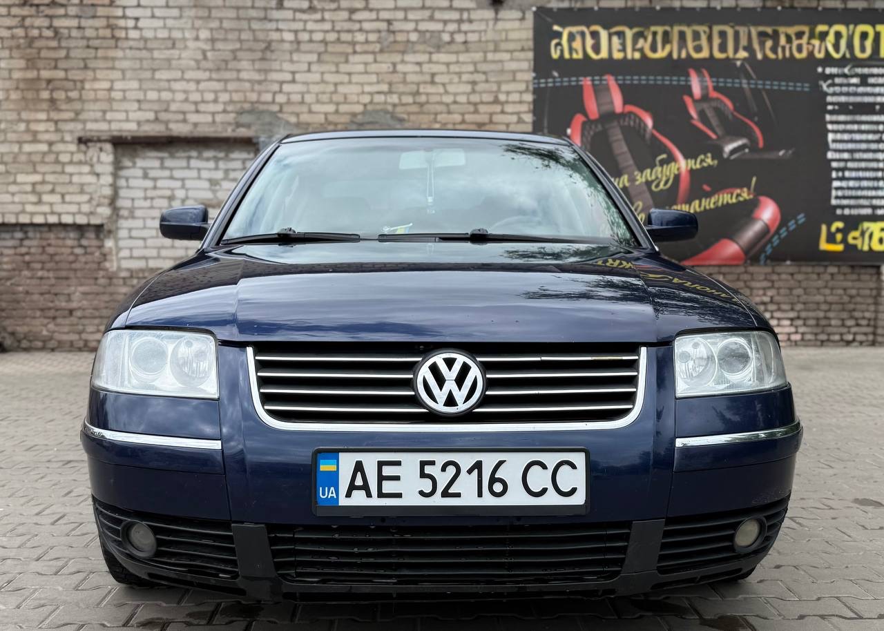 Volkswagen Passat - фото 1
