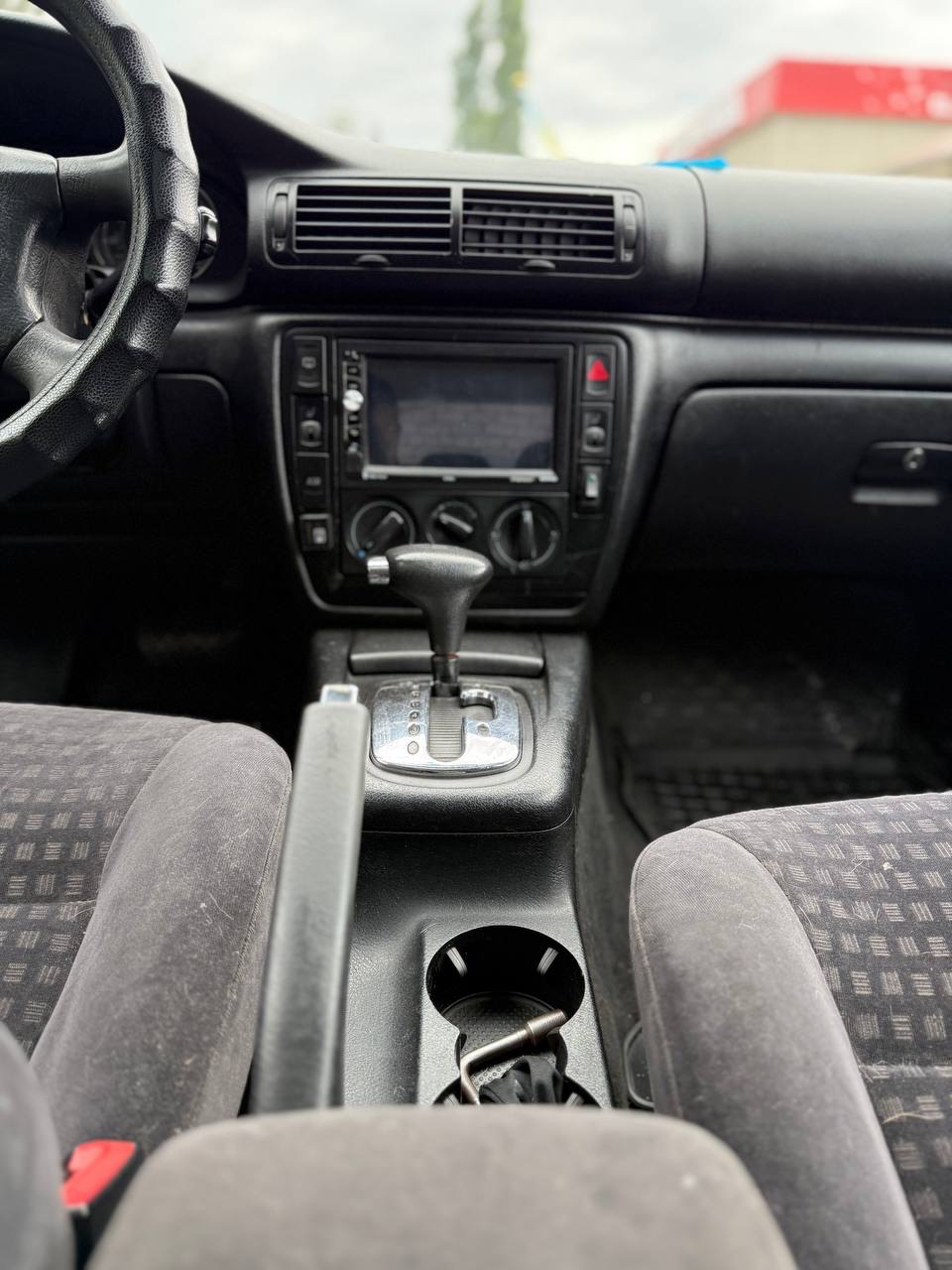 Volkswagen Passat - фото 9