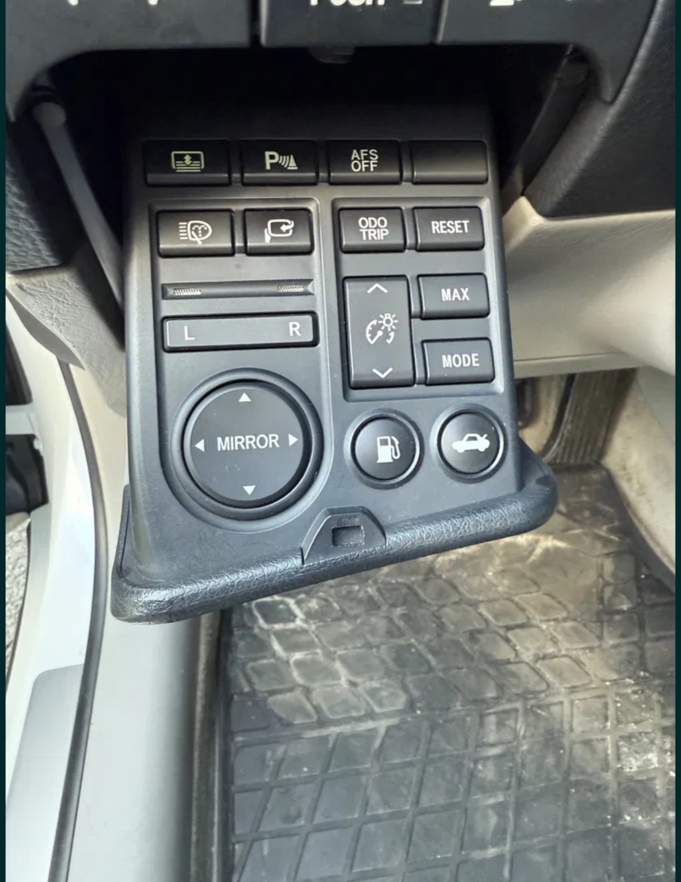 Lexus GS - фото 12