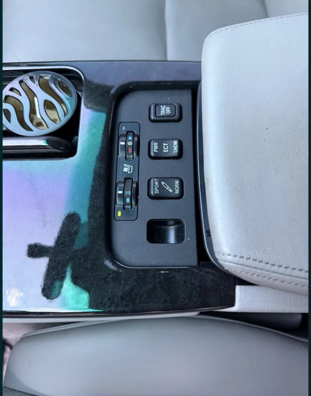 Lexus GS - фото 17