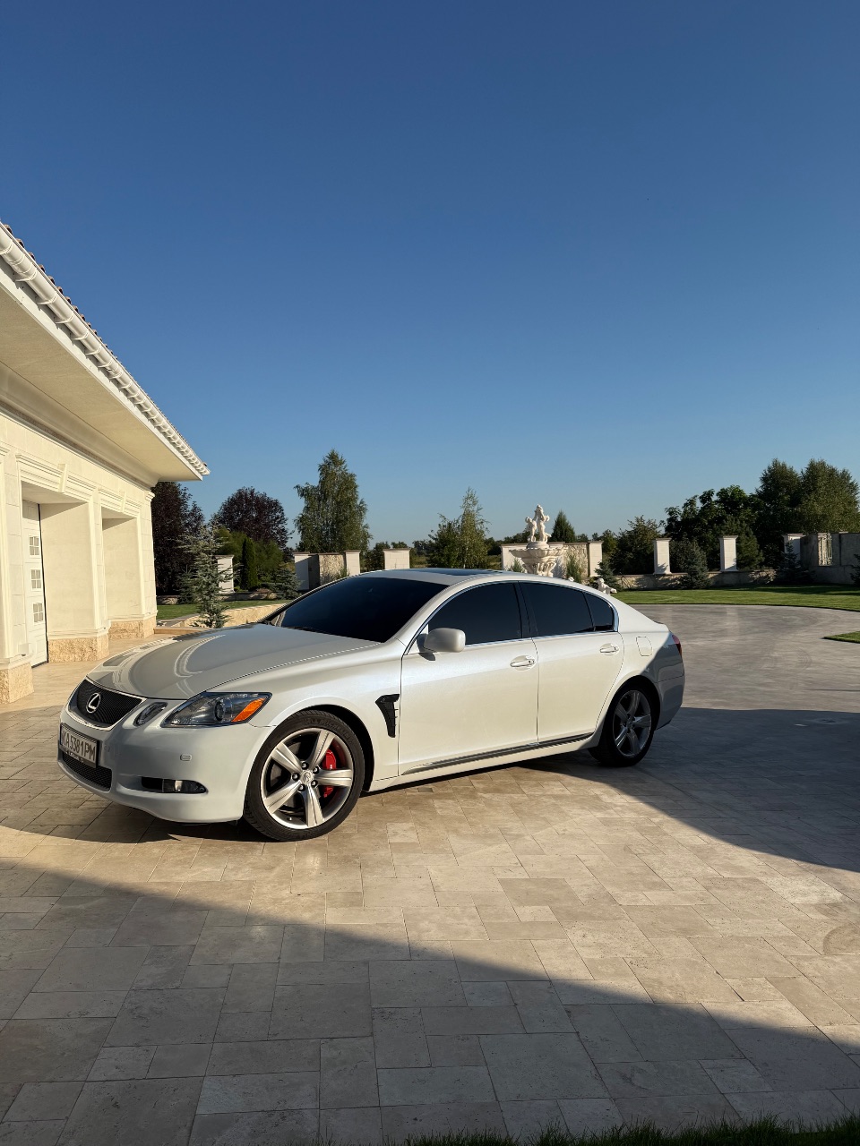 Lexus GS - фото 2