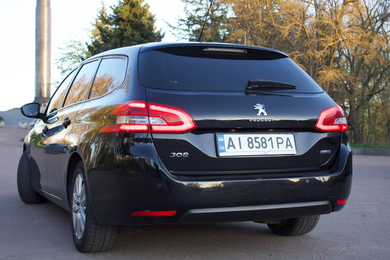 Peugeot 308 - фото 8