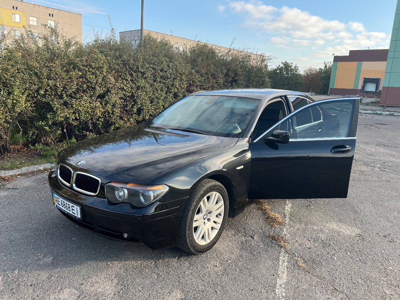 BMW 7 серії - фото 1