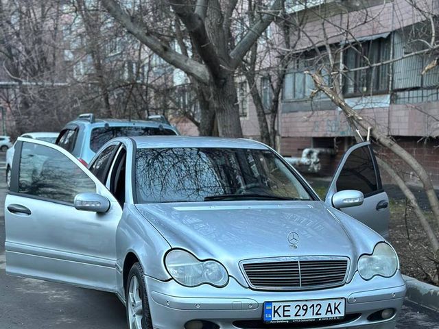 Mercedes-Benz C-Класс - зображення 1