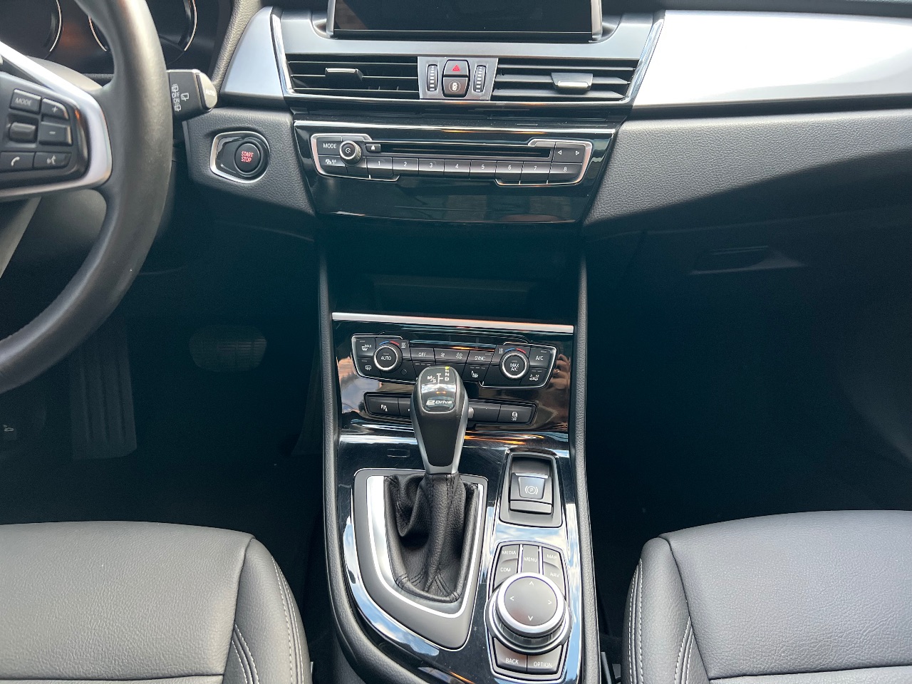 BMW 2 серії Active Tourer - фото 20