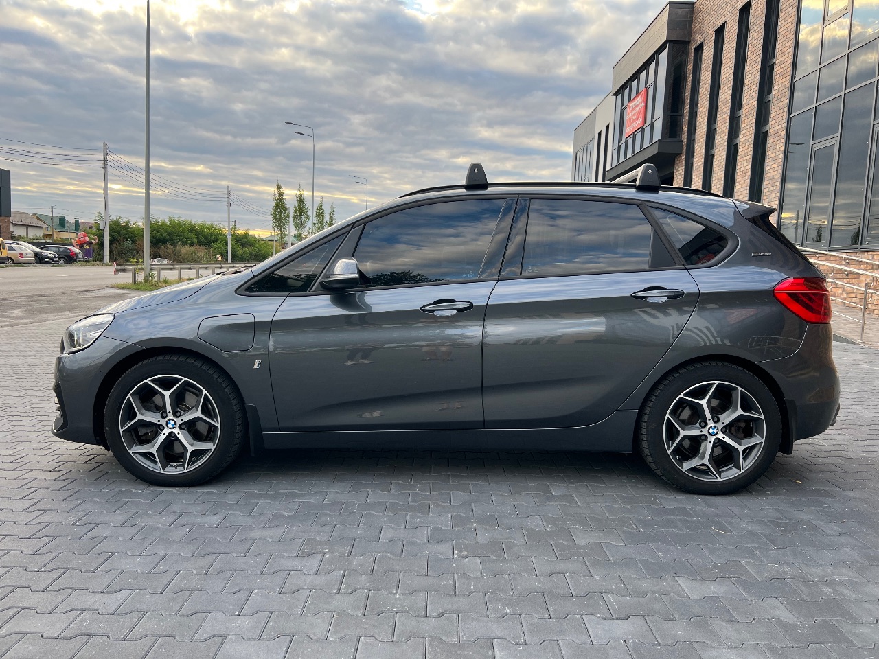 BMW 2 серії Active Tourer - фото 12