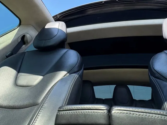 Tesla Model S - фото 5