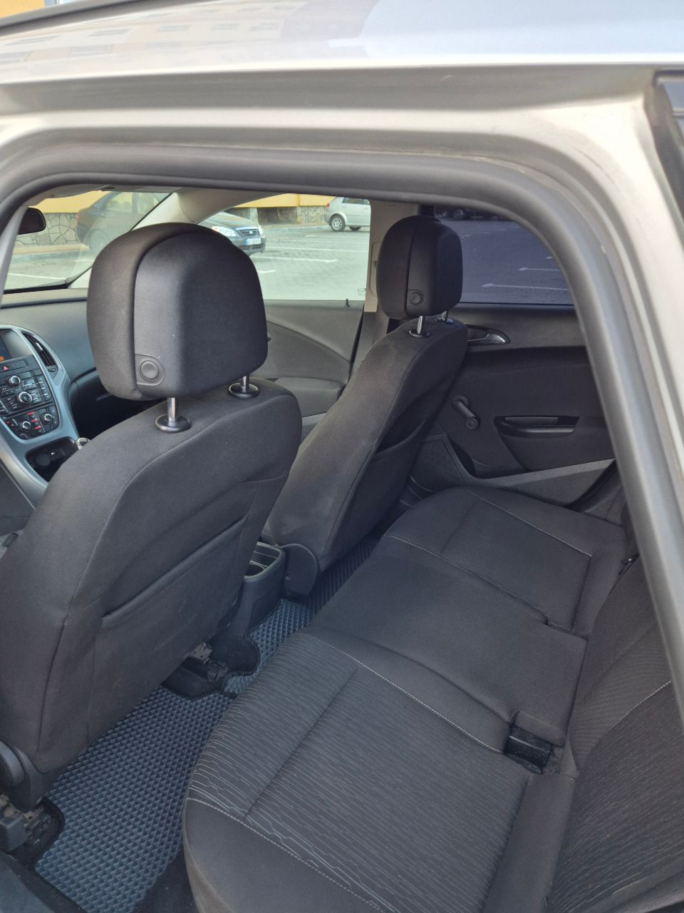 Opel Astra - фото 2