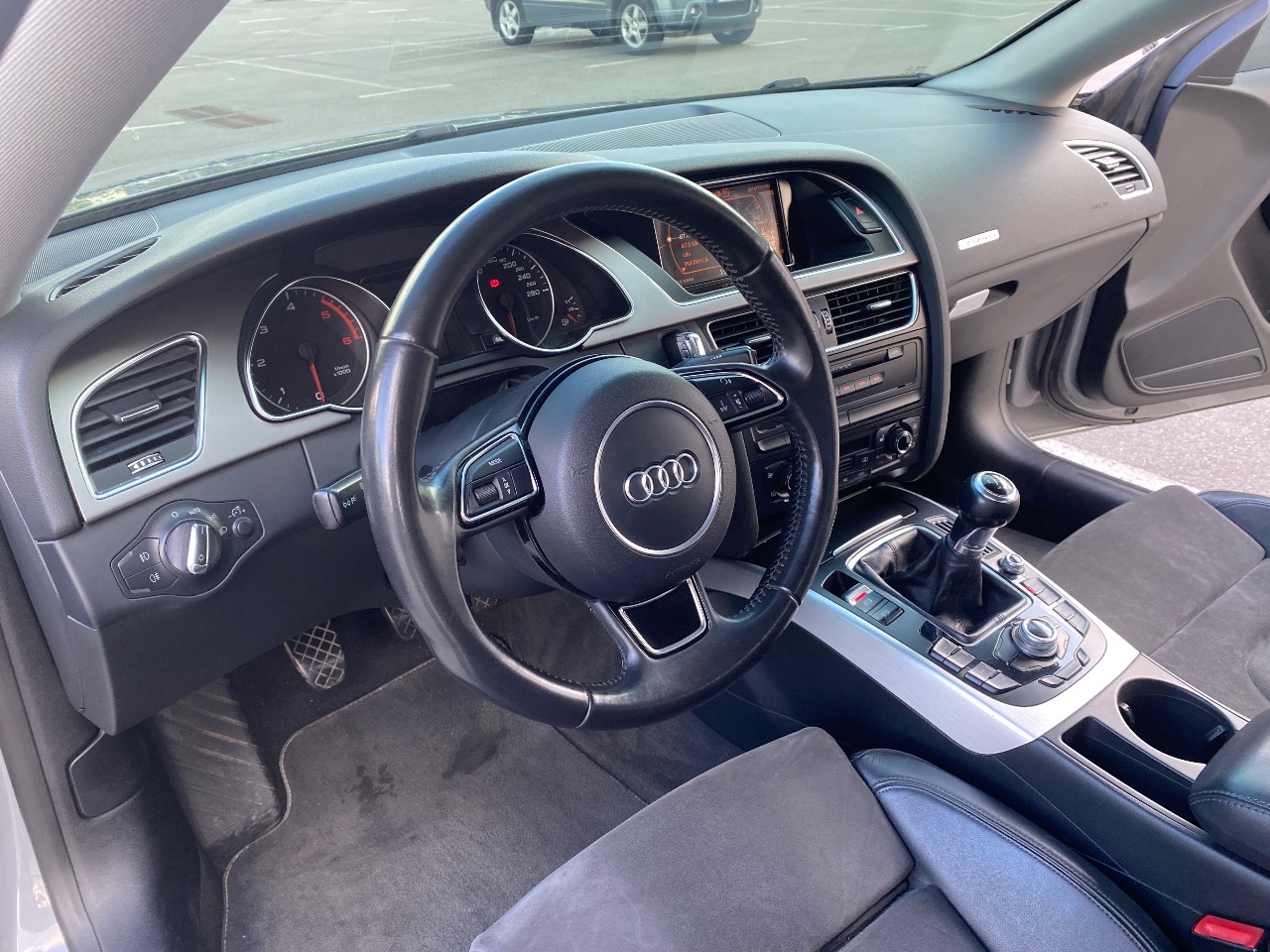 Audi A5 - фото 7