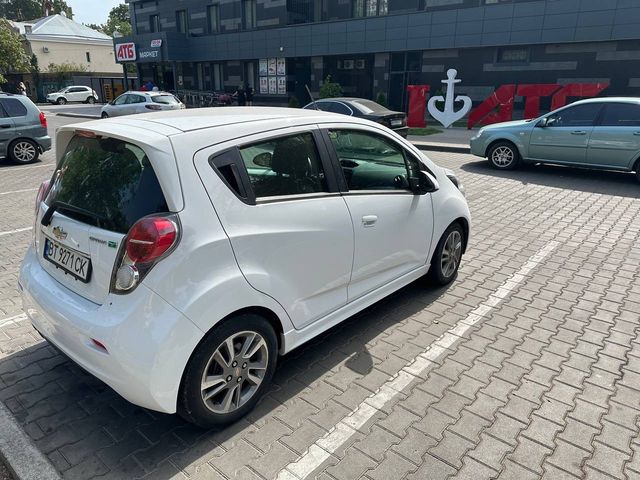 Chevrolet Spark - зображення 3