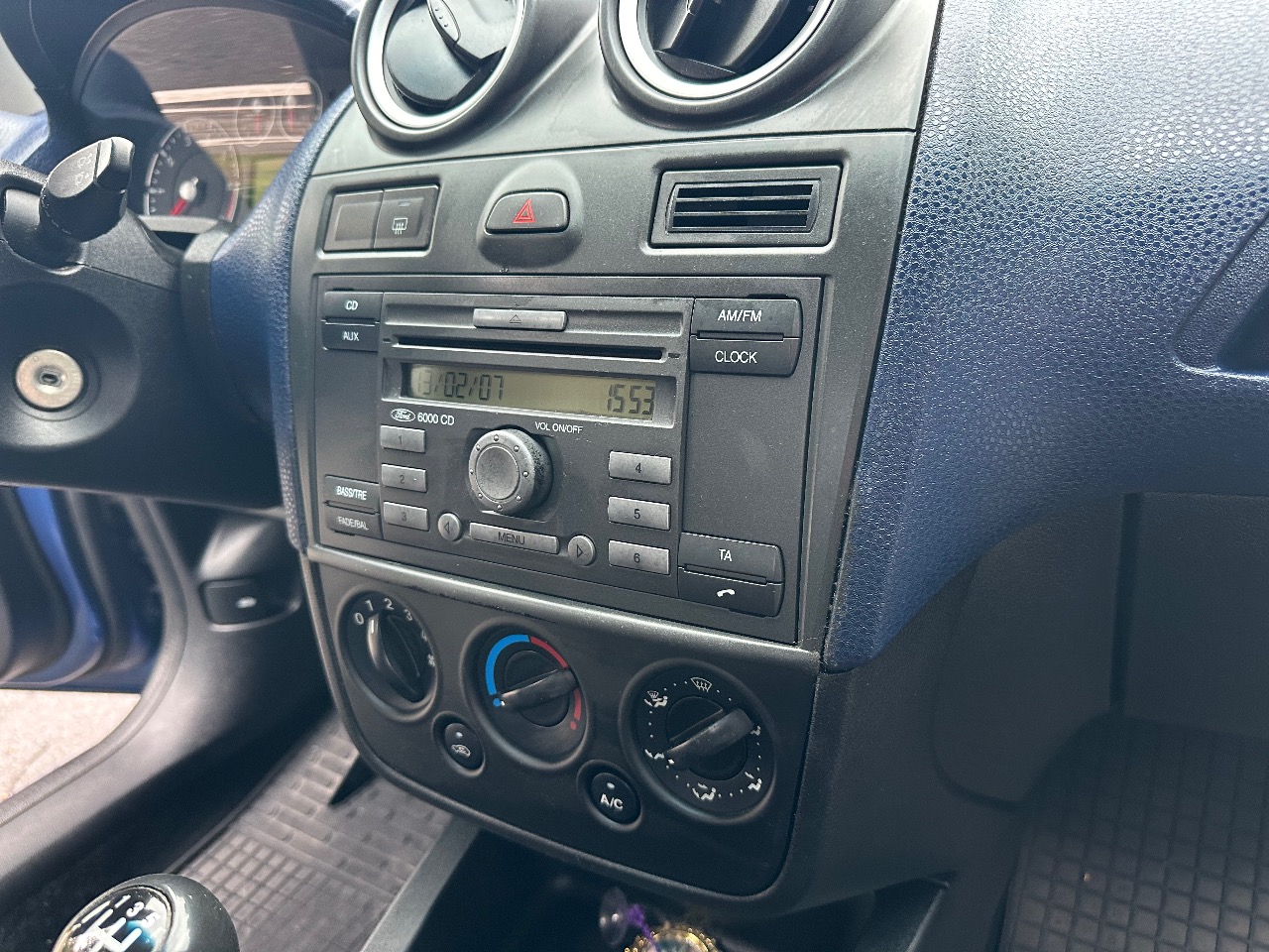 Ford Fiesta - фото 10