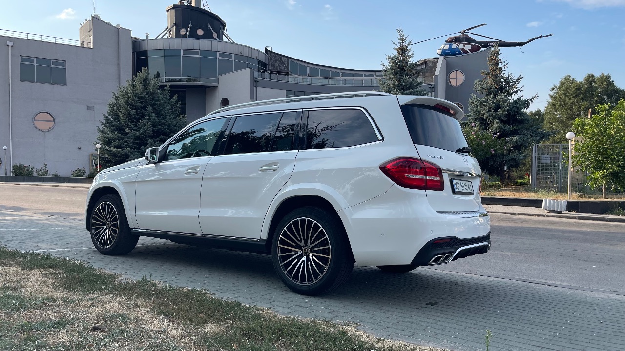Mercedes-Benz GLS - фото 4