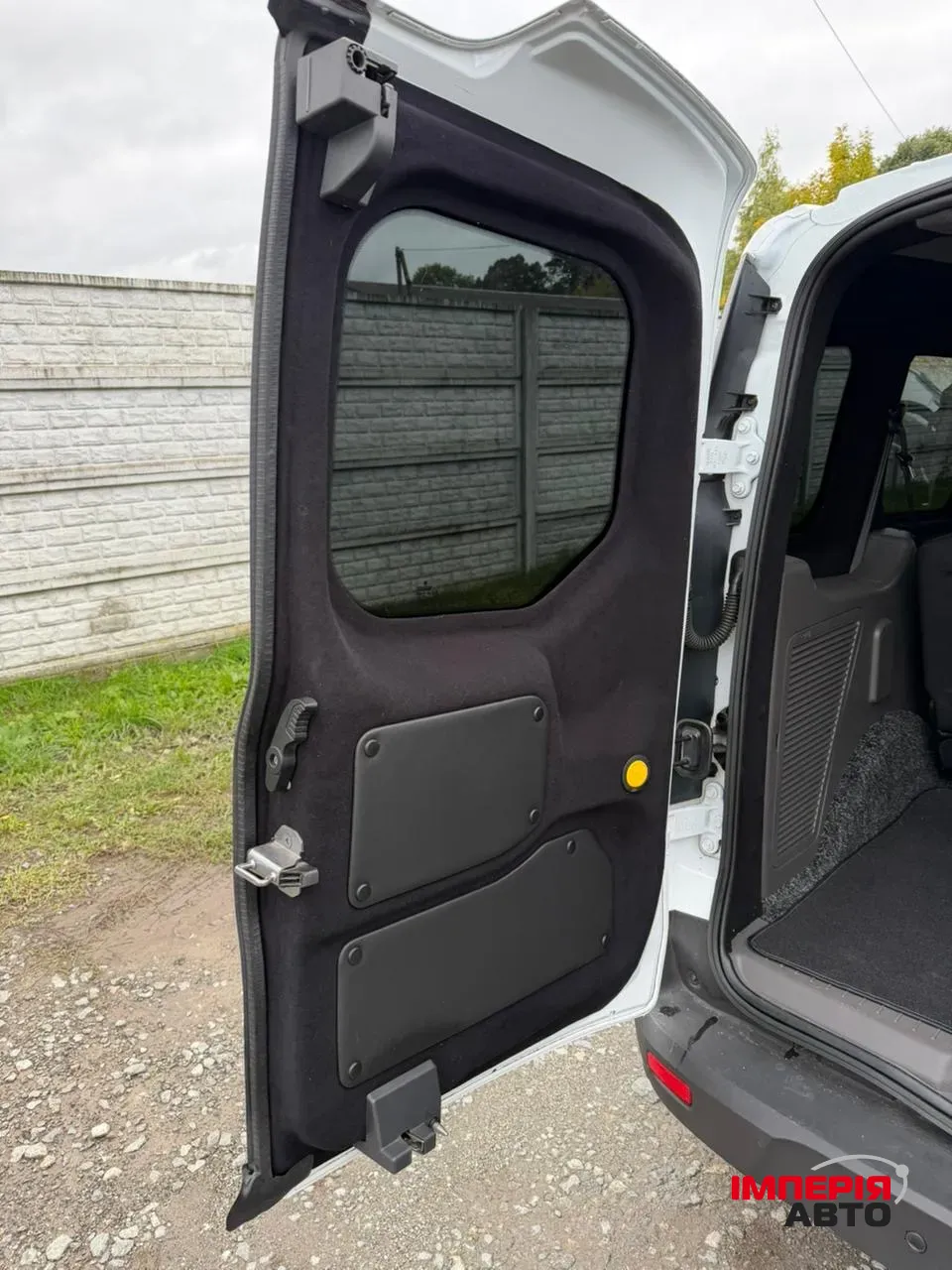 Ford Transit Connect - фото 14