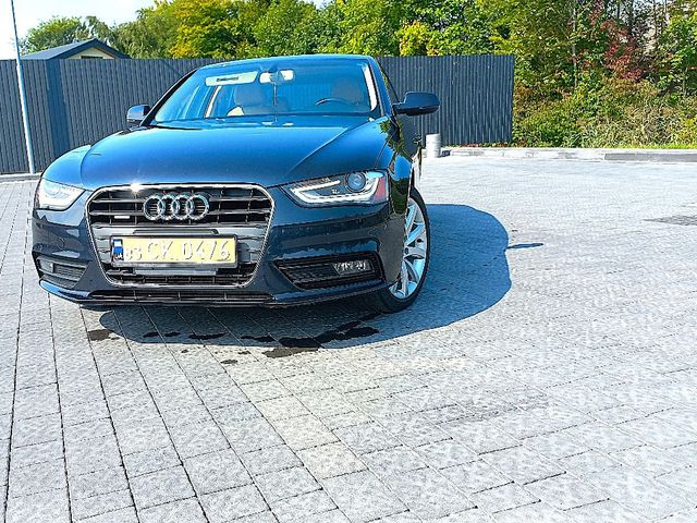 Audi A4 - фото 3