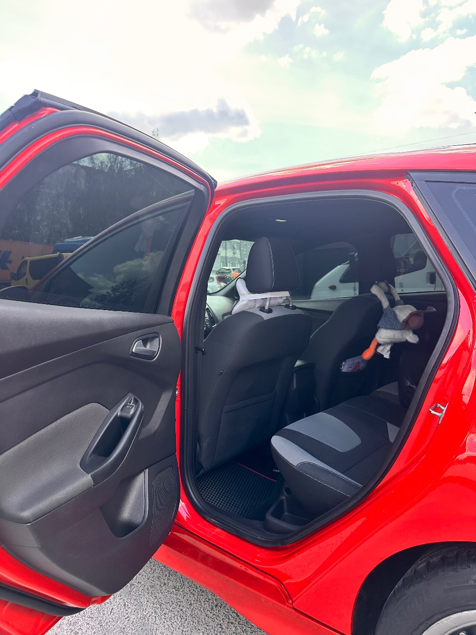 Ford Focus - фото 3