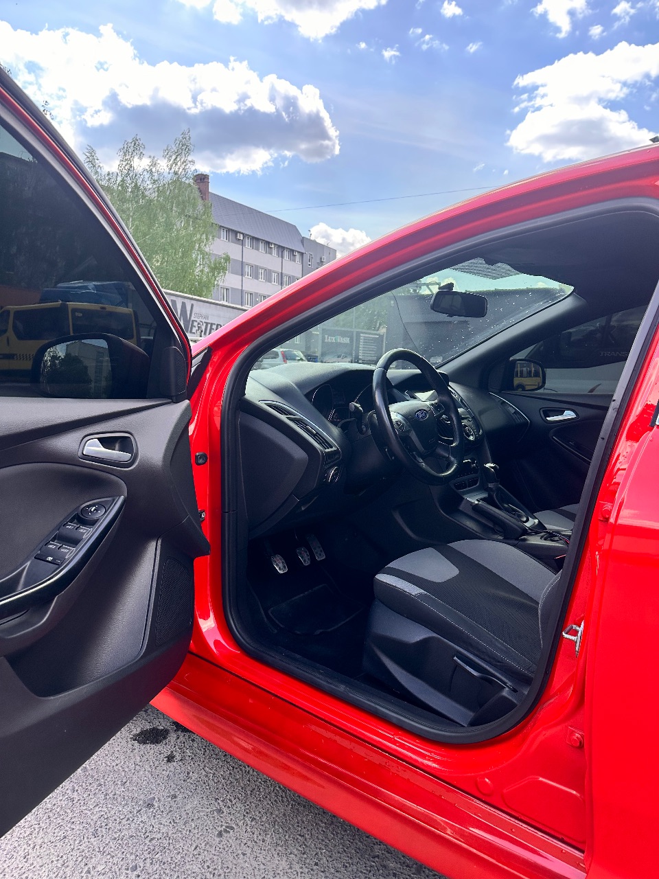 Ford Focus - фото 4