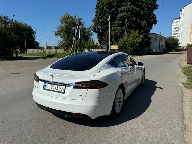 Tesla Model S - зображення 4