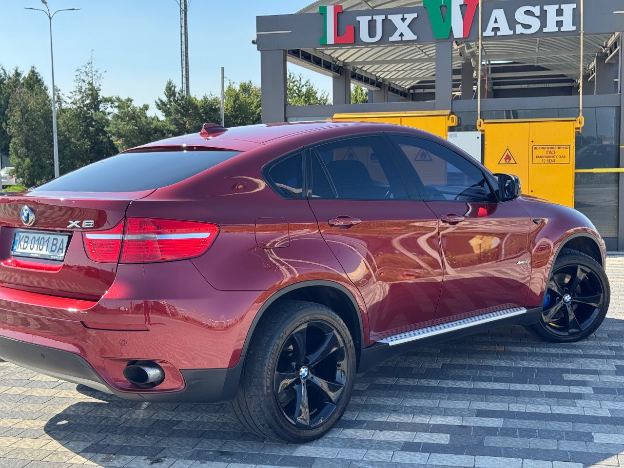 BMW X6 - фото 11