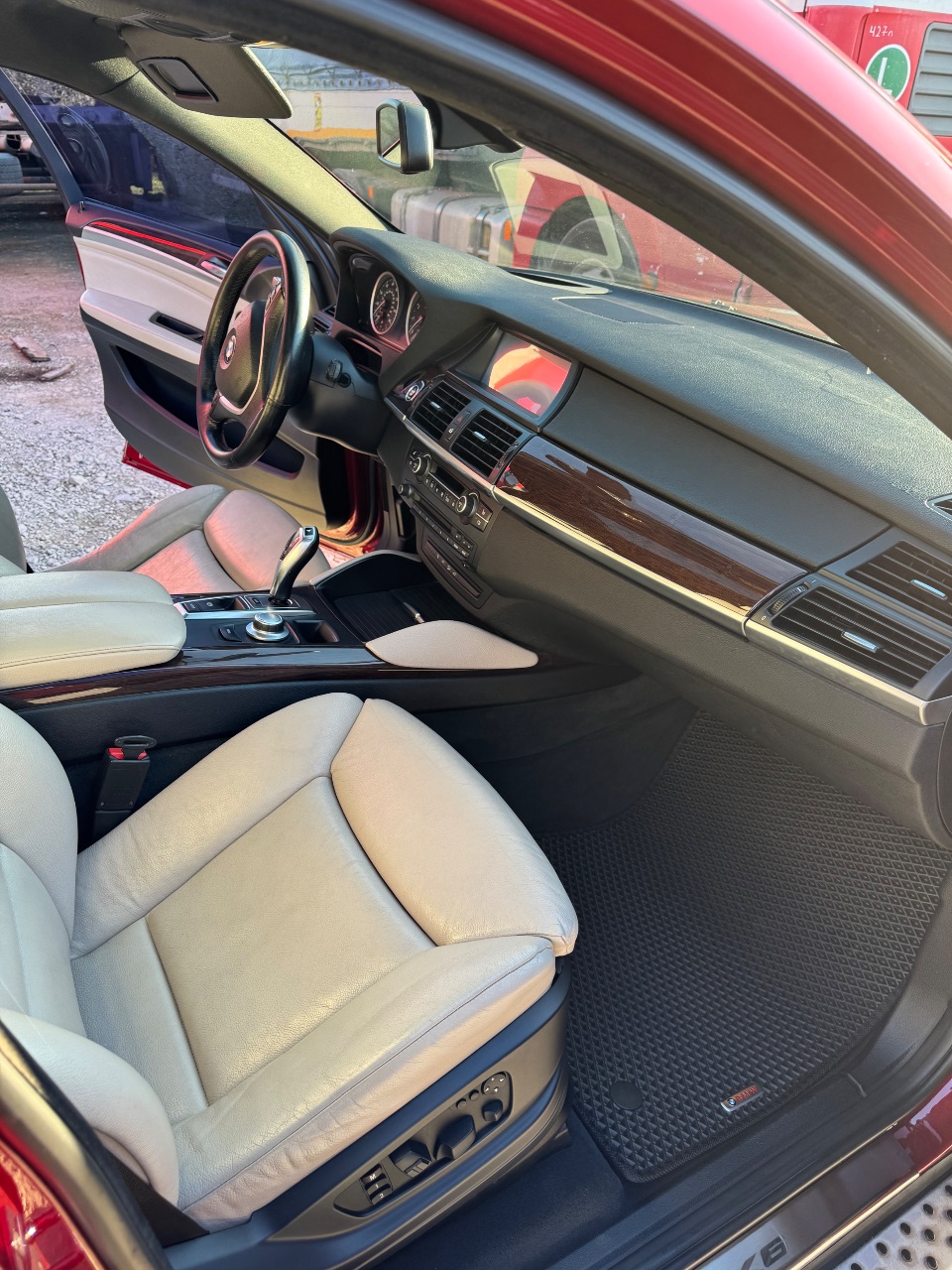 BMW X6 - фото 15