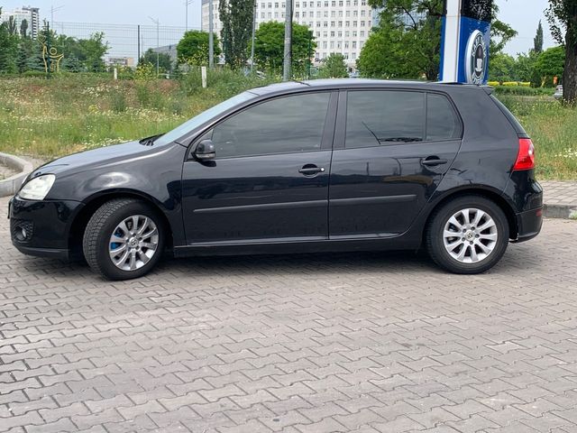 Volkswagen Golf - зображення 2