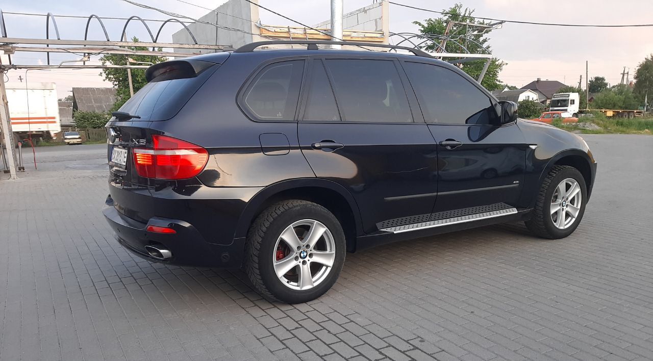 BMW X5 - фото 4