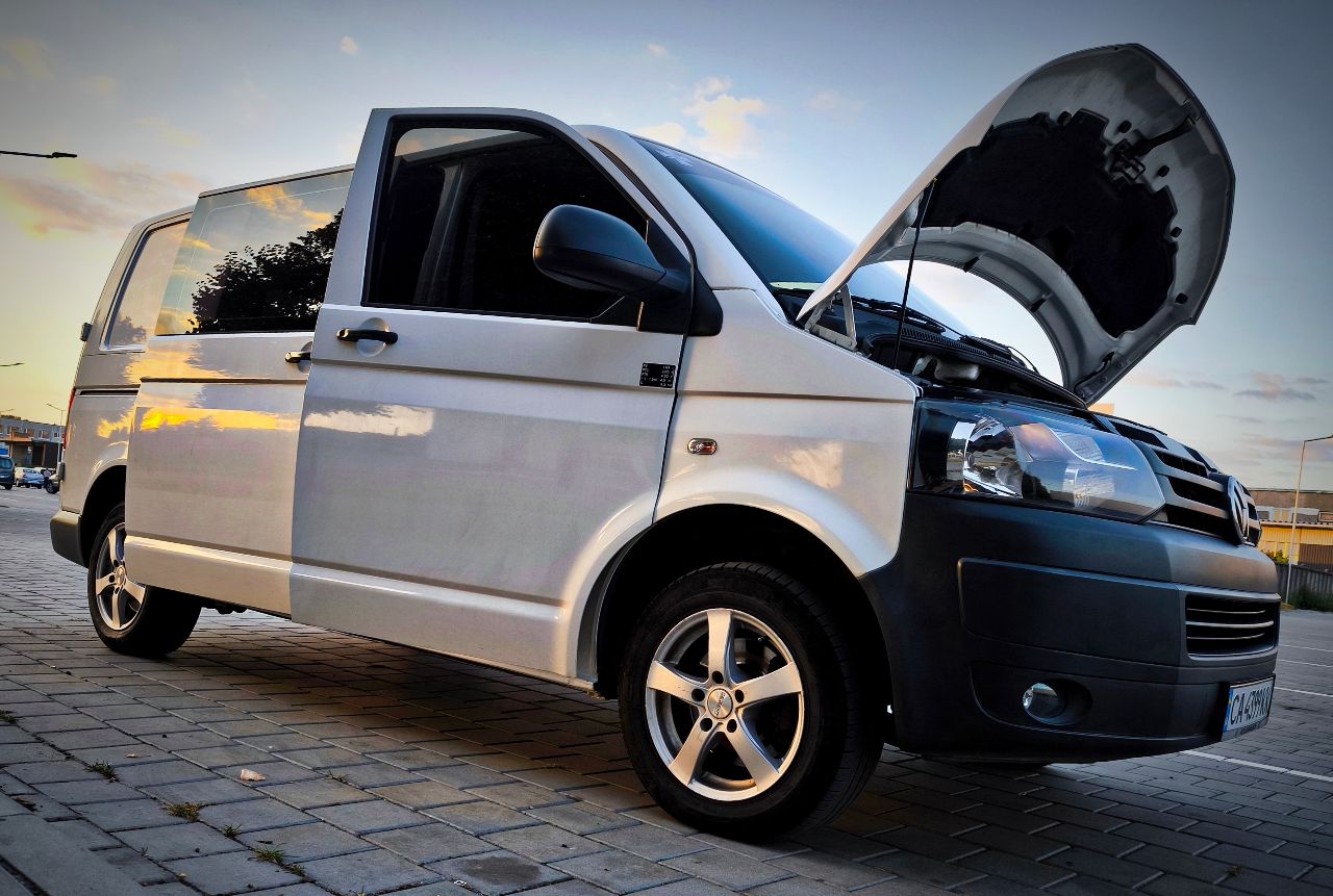 Volkswagen Transporter - фото 3