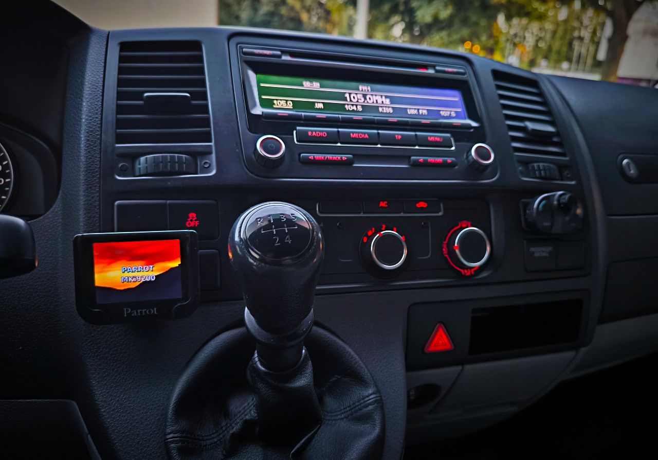 Volkswagen Transporter - фото 19