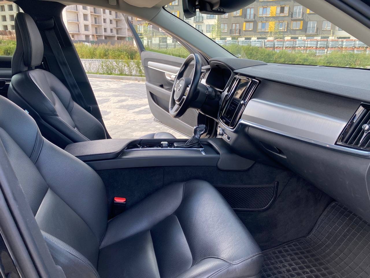 Volvo V90 - фото 15