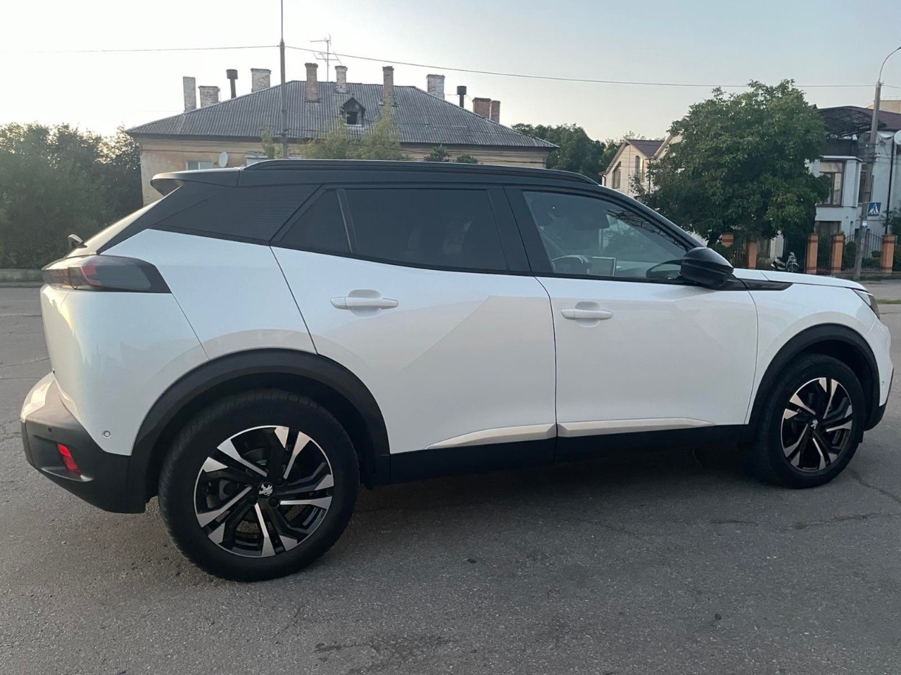 Peugeot 2008 - фото 5